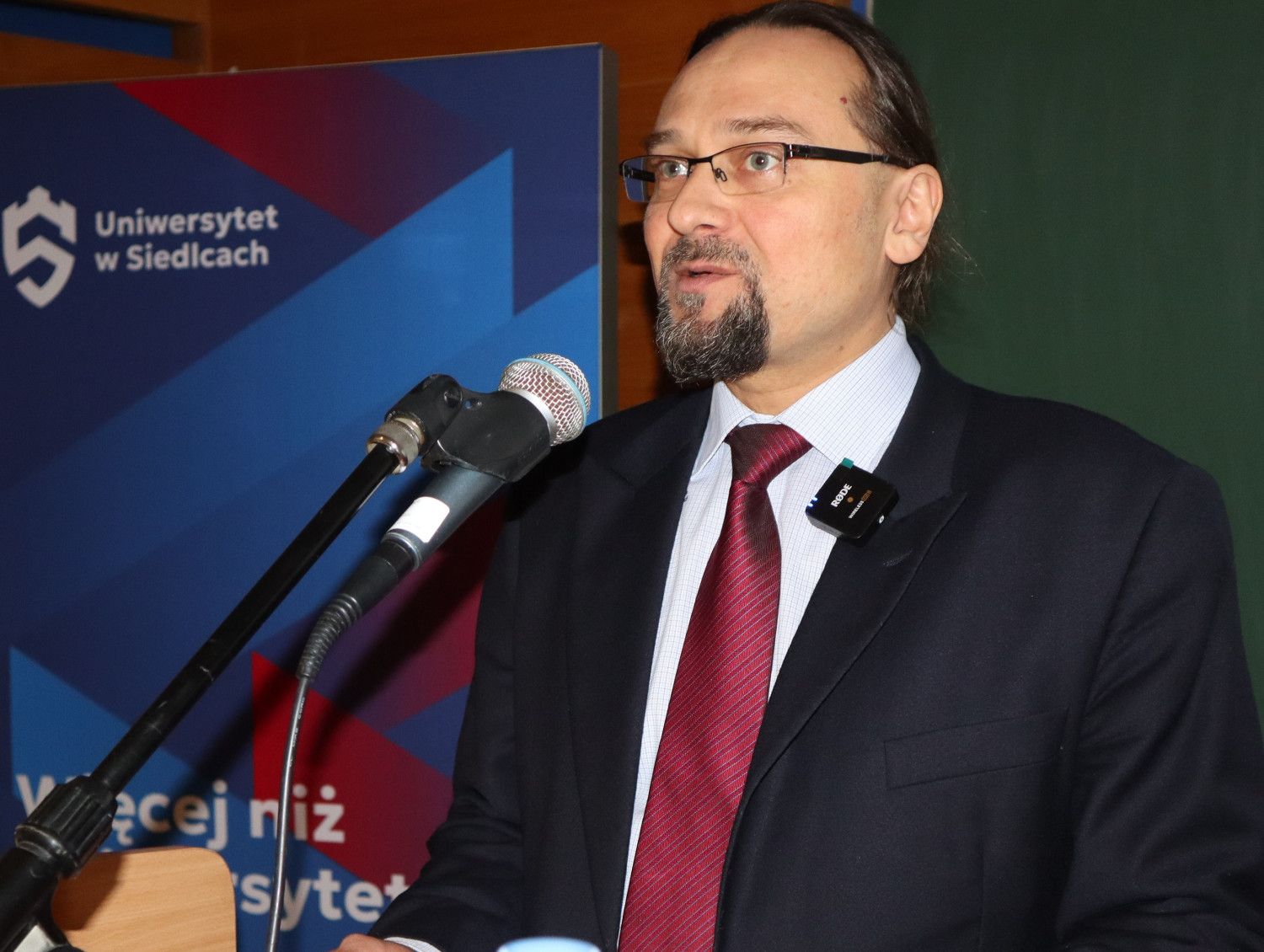 Artur Niewiadomski